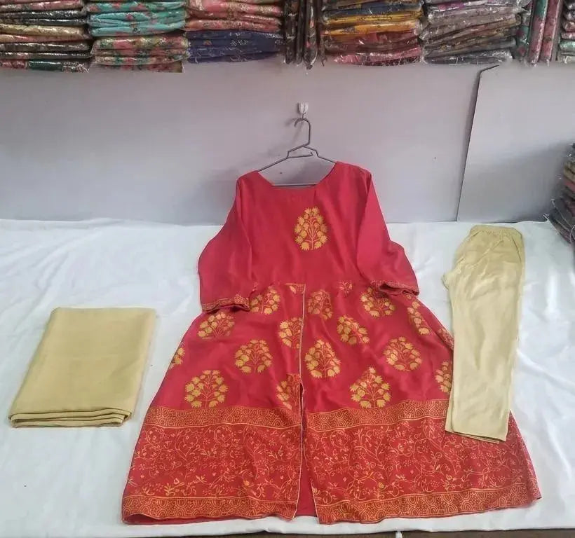 Red Block Printed Arabic Lawn Maxi Set for Women M BASHIR CLOTH HOUSE