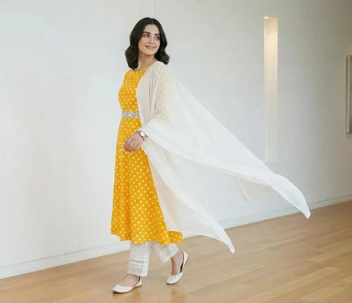 Women Yellow Polka Dot Kurta Set with White Dupatta