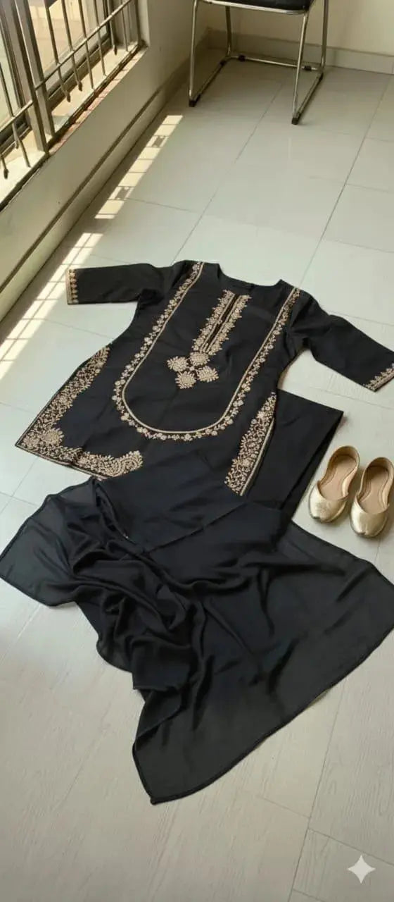Stunning Black Linen Embroidered Suit - 3 Pcs Set M BASHIR CLOTH HOUSE