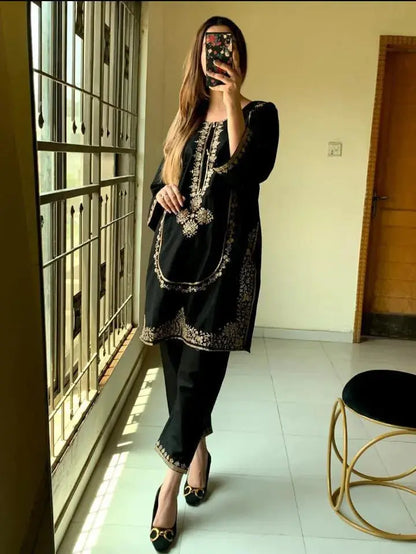 Stunning Black Linen Embroidered Suit - 3 Pcs Set M BASHIR CLOTH HOUSE